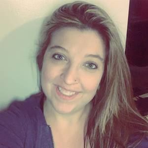 Meet your Posher, Holly